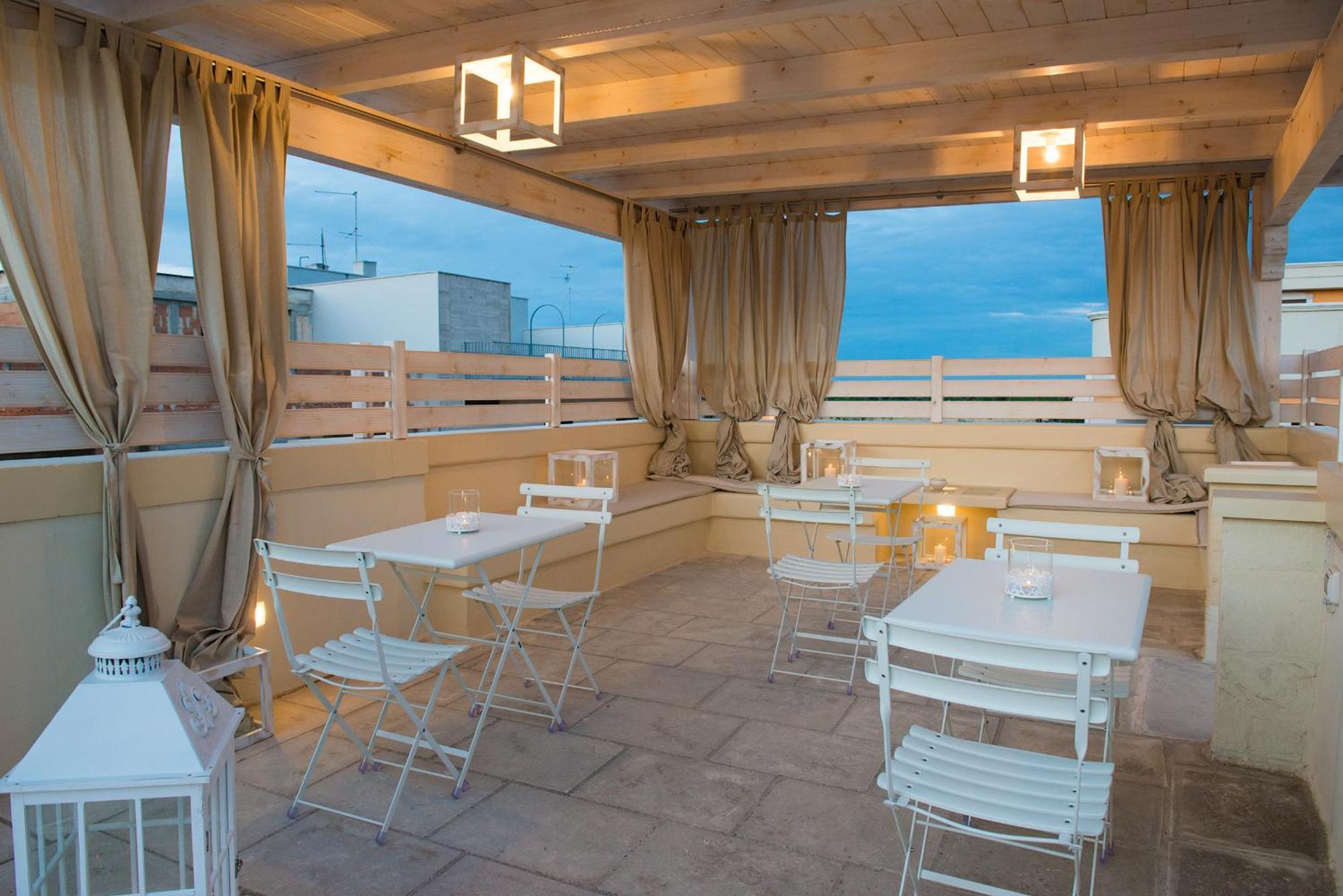 Antica Via Roma B&B E Relax Montalbano  Exteriör bild