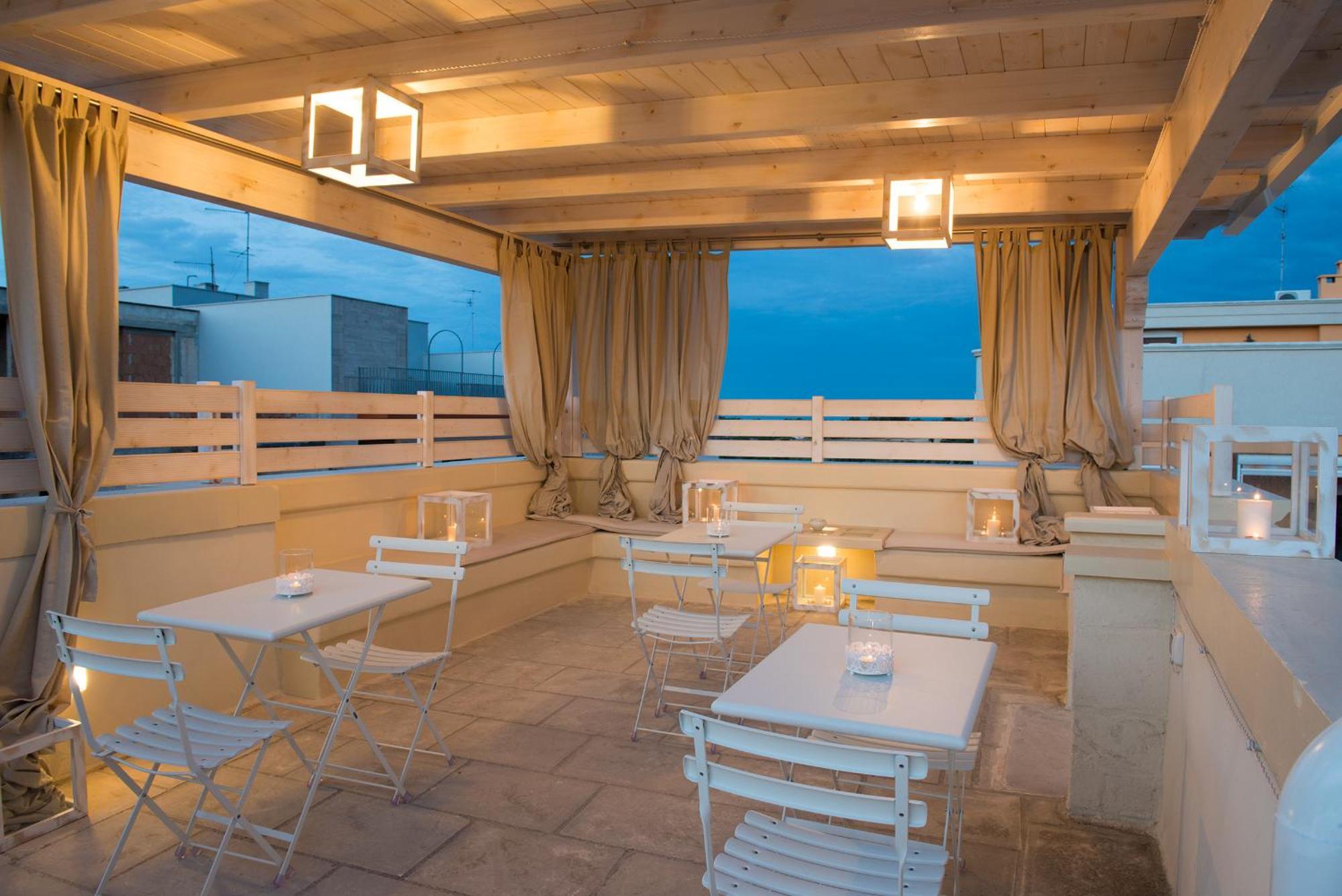 Antica Via Roma B&B E Relax Montalbano  Exteriör bild