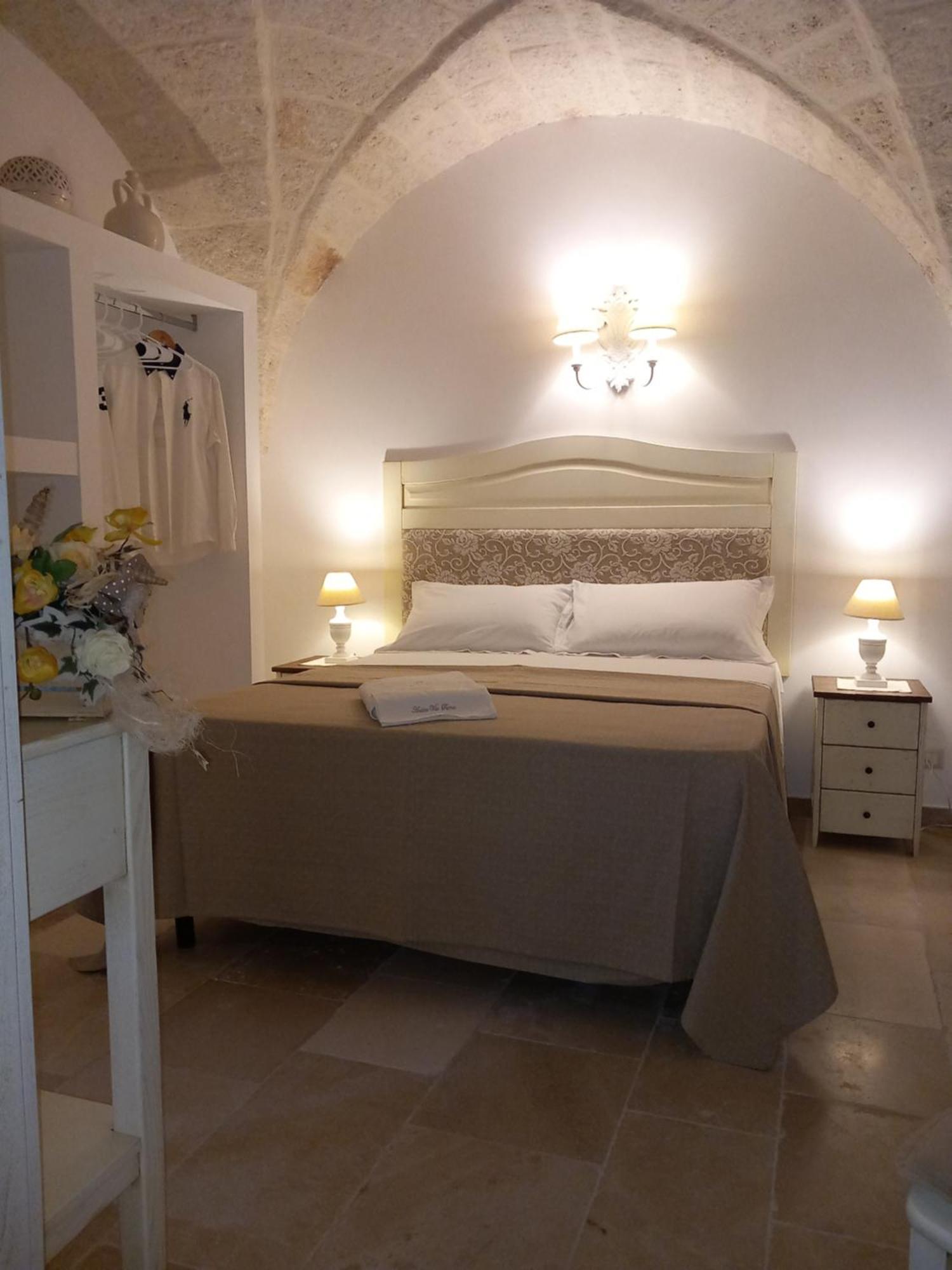 Antica Via Roma B&B E Relax Montalbano  Exteriör bild