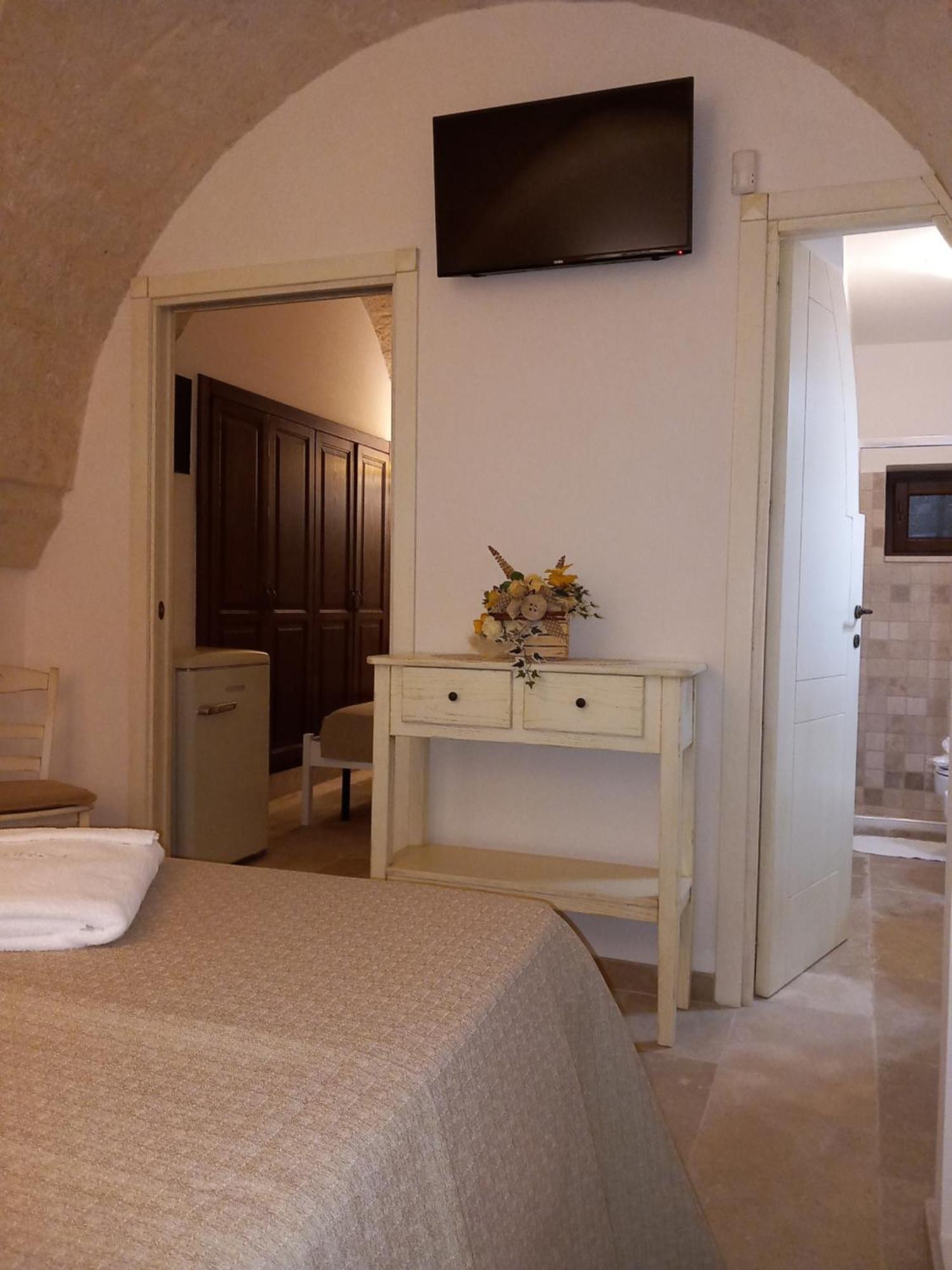 Antica Via Roma B&B E Relax Montalbano  Rum bild