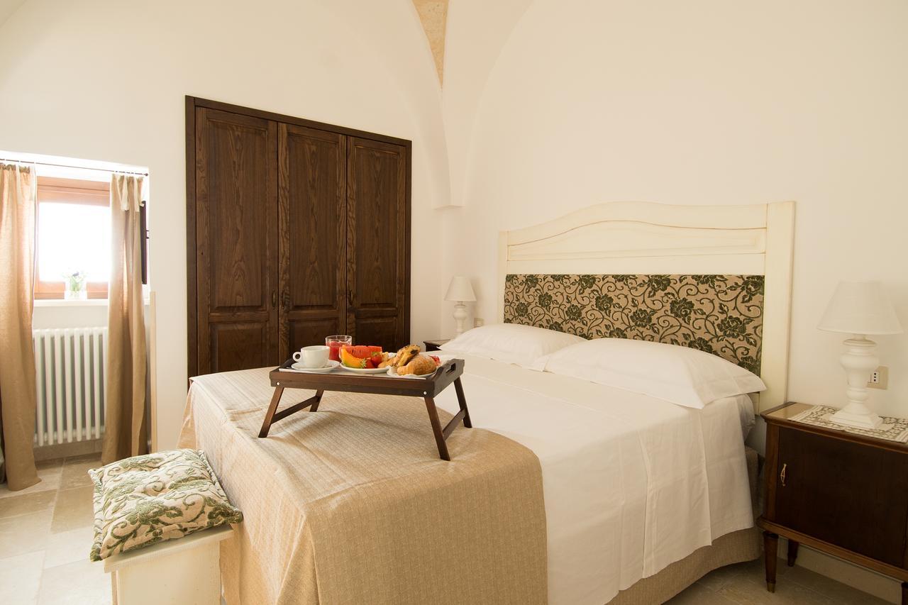 Antica Via Roma B&B E Relax Montalbano  Exteriör bild